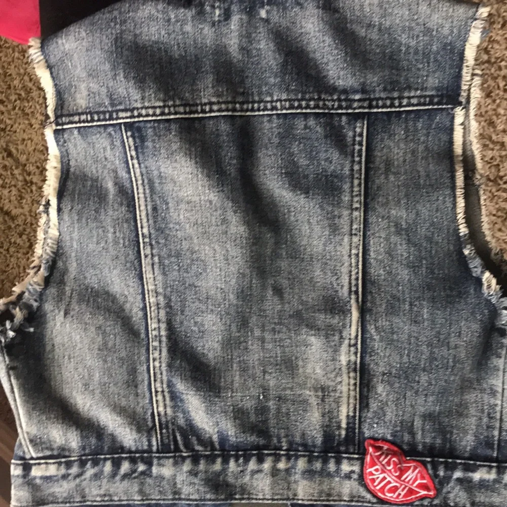 “Kiss My Patch” Mini Jacket - Picture 7 of 8